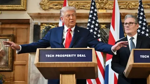 Trump Suggests Starmer May Deploy Armed Forces to Secure UK Borders